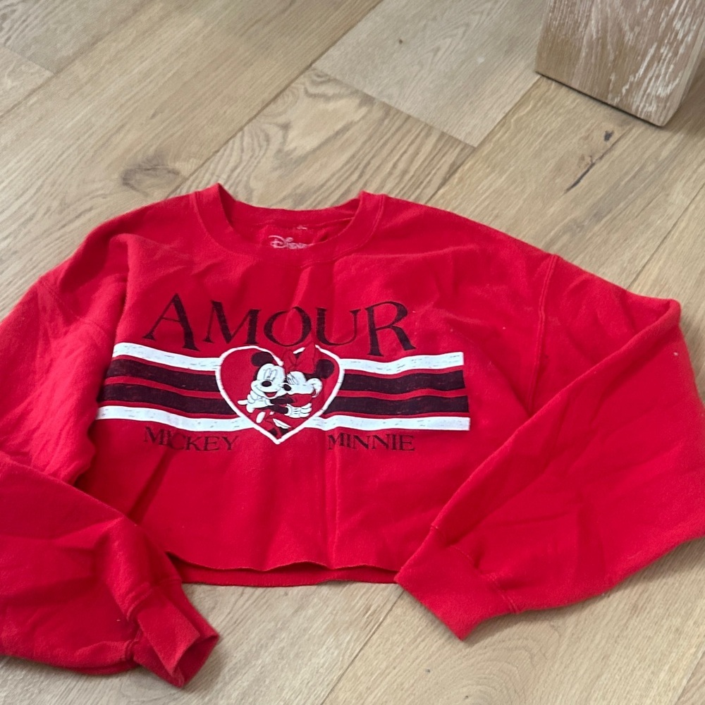 Disney Mickey & Minnie Red women’s cropped sweater L